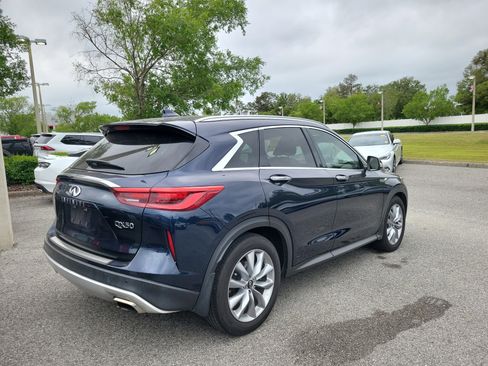 Used 2021 INFINITI QX50 Luxe FWD image 17