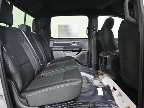 Used 2025 RAM 1500 Big Horn AWD/4WD image 16