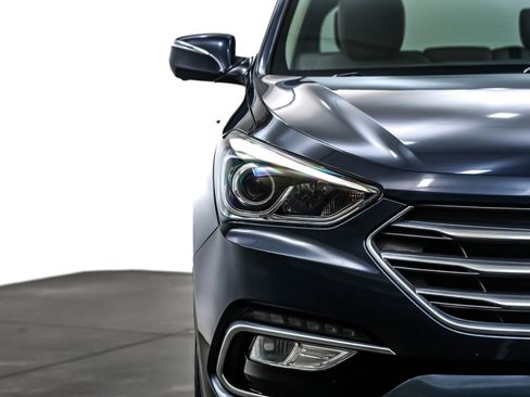 Used 2018 Hyundai Santa Fe Sport image 13