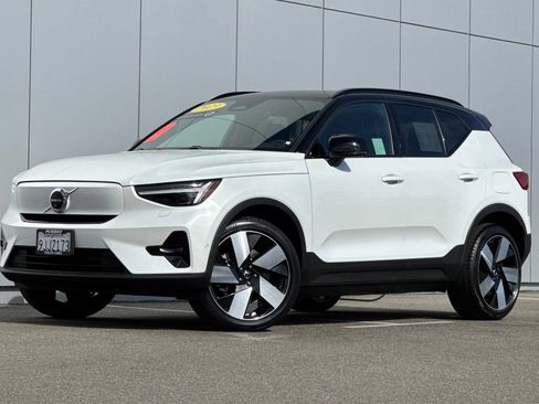 Used 2023 Volvo XC40 Recharge Ultimate w/ Protection Package Premier AWD/4WD image 1