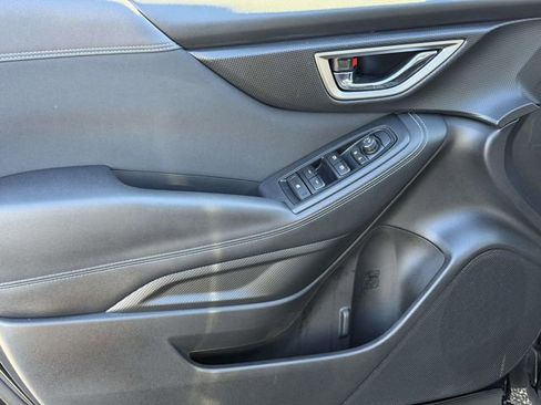 Used 2021 Subaru Forester Premium image 11