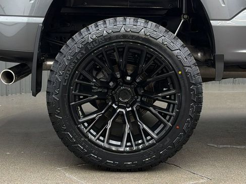 Used 2022 Ford F150 Lariat w/ Equipment Group 502A High image 11