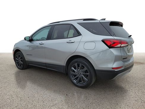 Used 2023 Chevrolet Equinox RS AWD/4WD image 3
