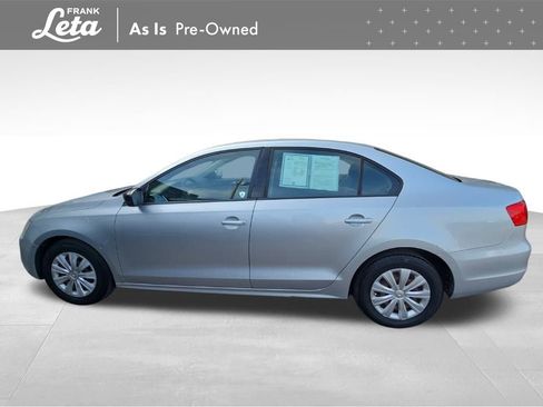 Used 2011 Volkswagen Jetta 2.0L Base image 3