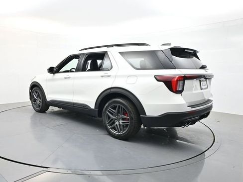 Used 2026 Ford Explorer ST w/ Sun And Sound Package AWD/4WD image 5