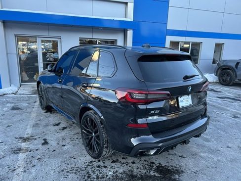 Used 2022 BMW X5 xDrive40i w/ M Sport Package image 3