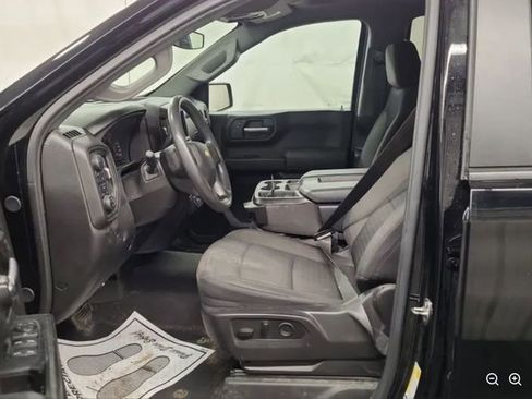 Used 2024 Chevrolet Silverado 1500 Custom AWD/4WD image 3