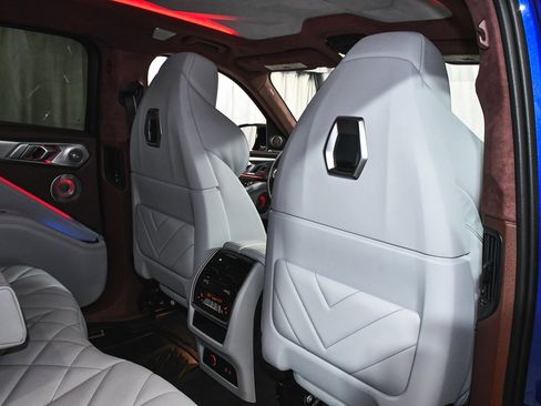 Used 2025 BMW XM image 78