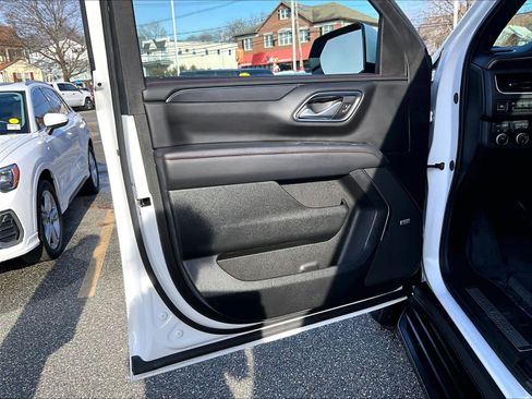 Certified 2024 Chevrolet Tahoe RST image 9