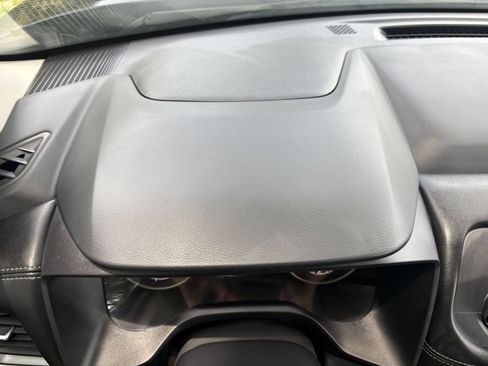Used 2025 Nissan Rogue SV AWD/4WD image 36