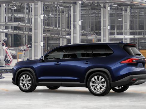 New 2026 Toyota Grand Highlander AWD image 7