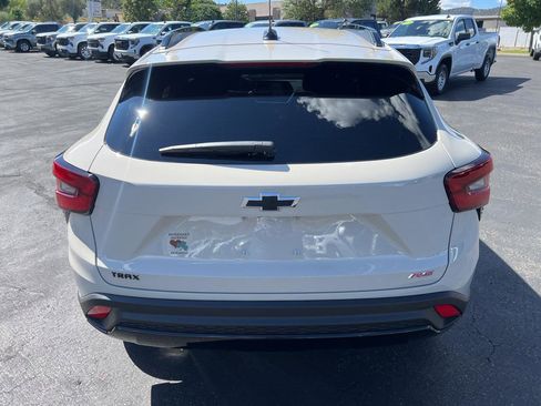 New 2026 Chevrolet Trax RS image 6