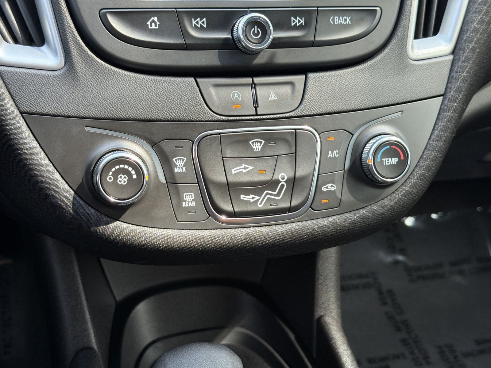 Used 2023 Chevrolet Malibu LS FWD image 21