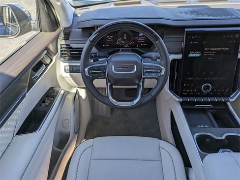 Used 2024 GMC Acadia Denali w/ Super Cruise Package image 17