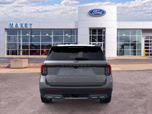 New 2026 Ford Explorer Active w/ Active Comfort Package AWD/4WD image 5
