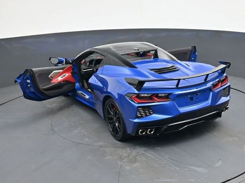 Used 2023 Chevrolet Corvette Stingray Preferred Conv w/ 2LT image 43