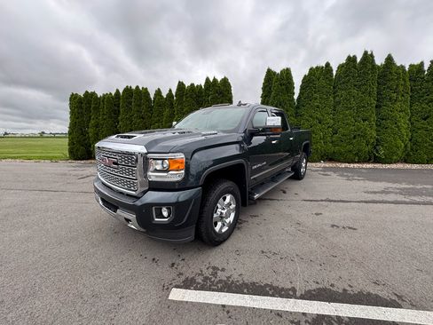 Used 2018 GMC Sierra 3500 Denali w/ Duramax Plus Package AWD/4WD image 34