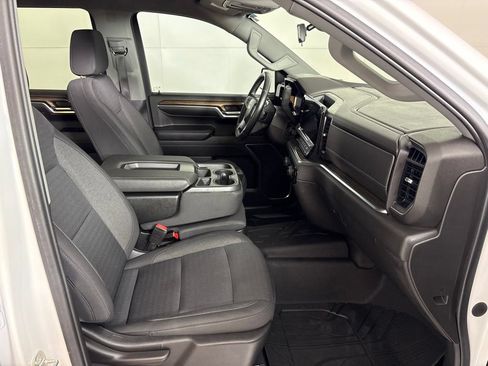 Used 2023 Chevrolet Silverado 1500 LT RWD image 18