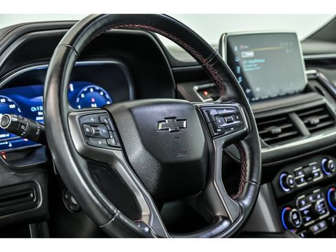 Used 2023 Chevrolet Suburban RST w/ Luxury Package AWD/4WD image 17