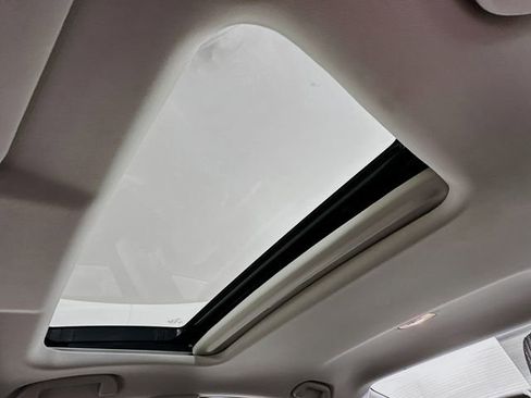 Used 2020 Honda Civic EX-L image 22