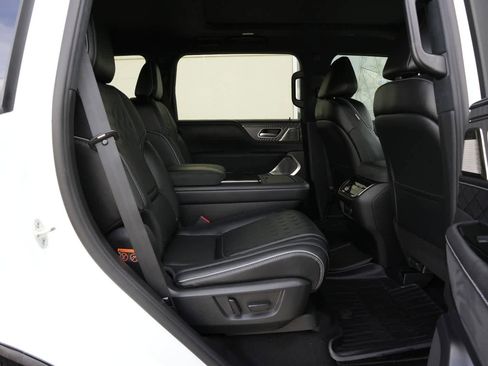 New 2026 INFINITI QX80 Autograph AWD/4WD image 21