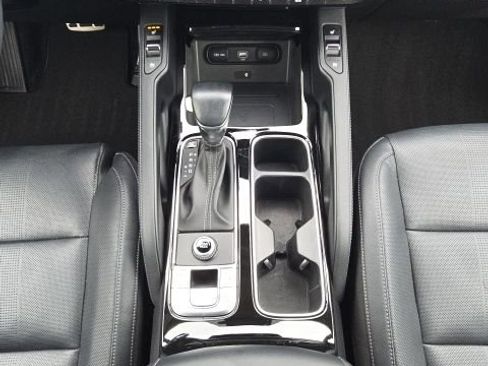 Used 2022 Kia Telluride SX w/ Towing Package image 38