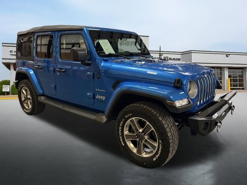 Used 2022 Jeep Wrangler Unlimited Sahara image 7