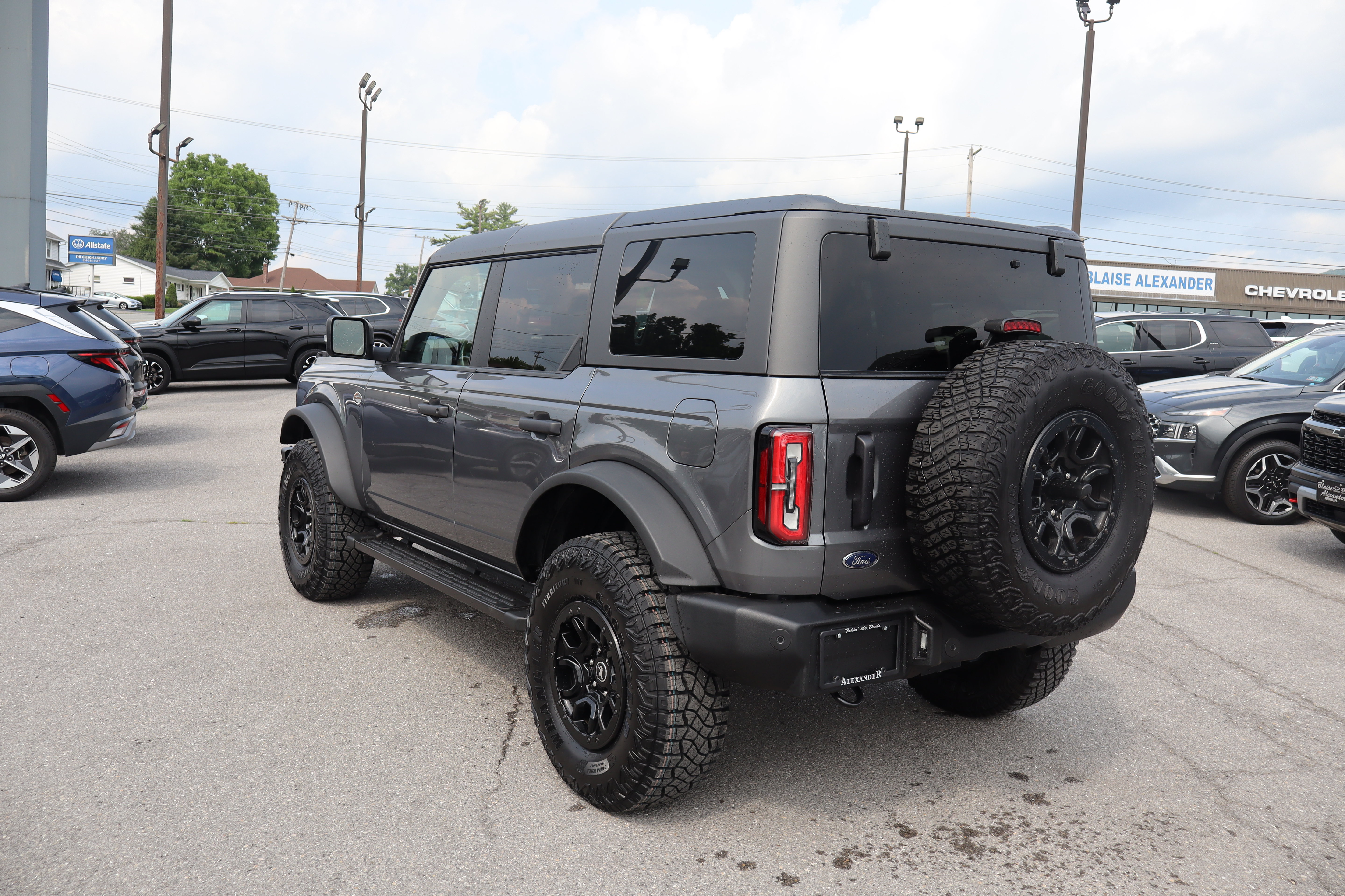 Used 2024 Ford Bronco Wildtrak AWD/4WD image 6