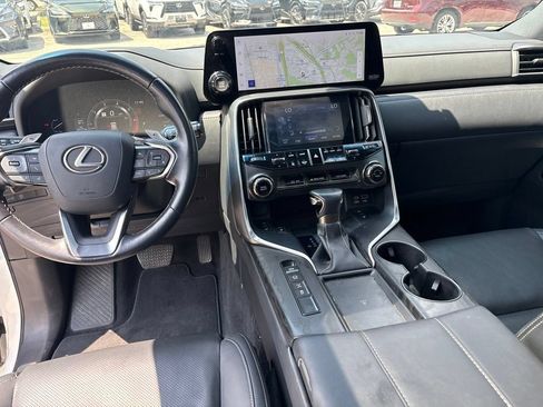 Used 2022 Lexus LX 600 4WD w/ Interior Upgrade Package image 18