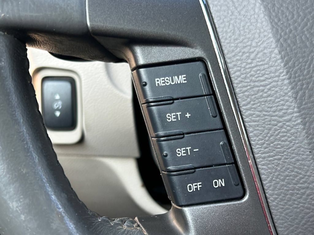 Used 2011 Ford Taurus SEL w/ 201A Rapid Spec Order Code FWD image 30