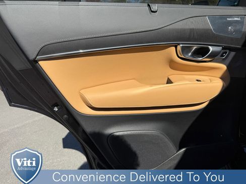 Certified 2023 Volvo XC90 T8 Ultimate w/ Protection Package Premier image 20