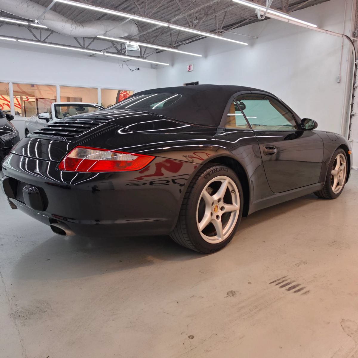 Used 2007 Porsche 911 Cabriolet image 6