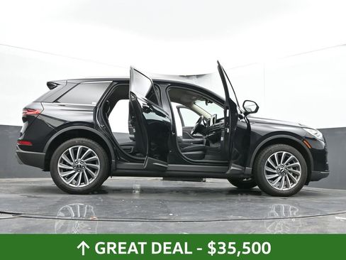 Used 2024 Lincoln Corsair Reserve image 97