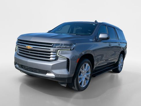 Used 2021 Chevrolet Tahoe High Country w/ Premium Package AWD/4WD image 5