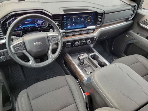 Used 2023 Chevrolet Silverado 1500 RST AWD/4WD image 25