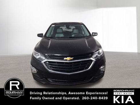 Used 2021 Chevrolet Equinox LS w/ LS Convenience Package image 3