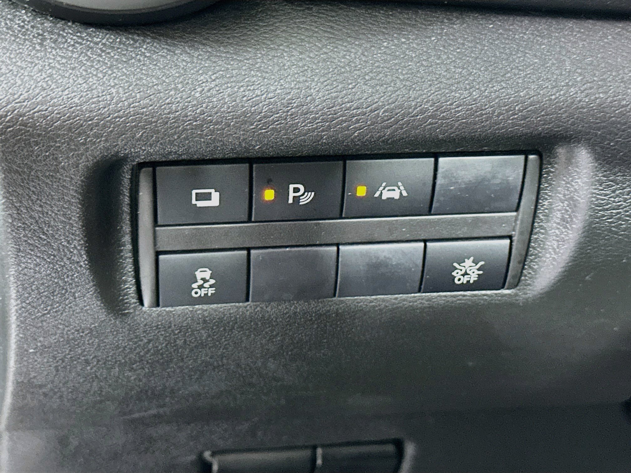 Used 2025 Nissan Versa S FWD image 16