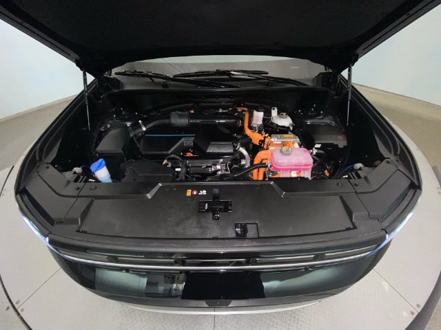 Used 2024 Hyundai Santa Fe Limited FWD image 27