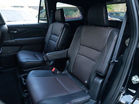 Used 2021 Honda Pilot Black Edition image 19