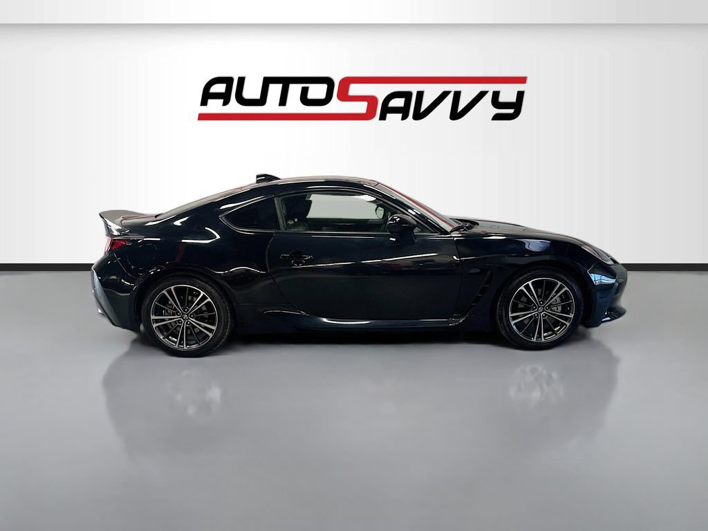 Used 2023 Toyota GR86 Premium w/ ALL Weather Mat Package (TMS) RWD image 8