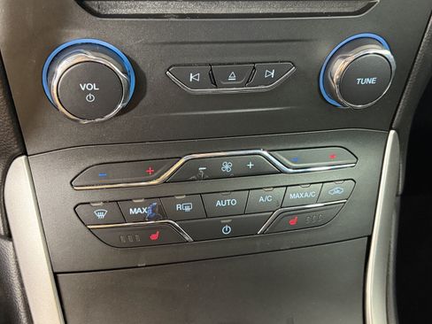 Used 2017 Ford Edge SEL w/ Equipment Group 201A AWD/4WD image 23