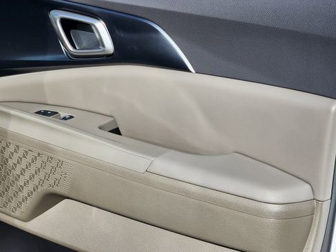 New 2026 Kia Carnival LXS image 14