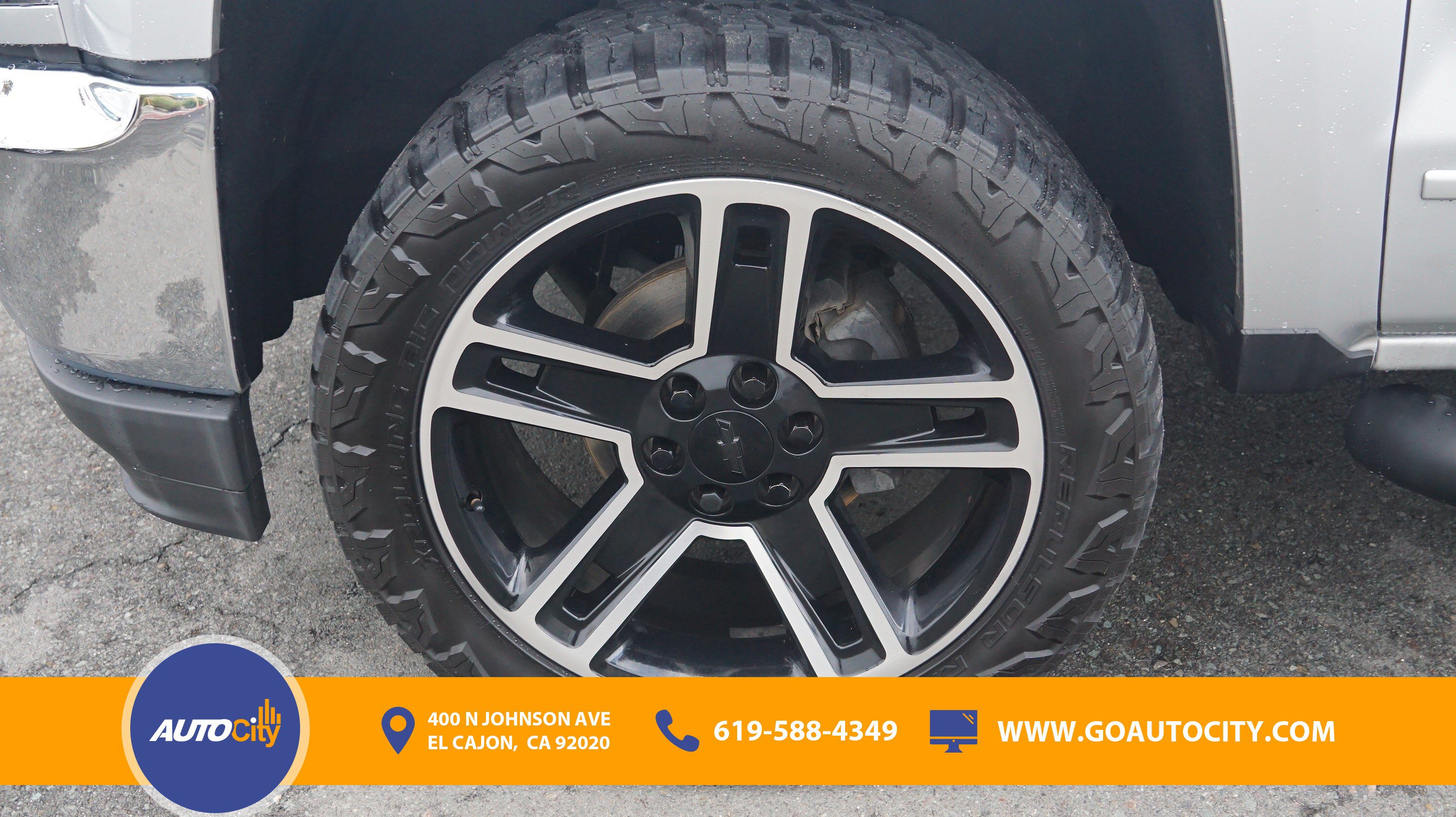 Used 2018 Chevrolet Silverado 1500 LT w/ LPO, Black Pack RWD image 26
