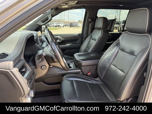 Used 2021 GMC Yukon XL SLT w/ SLT Premium Package AWD/4WD image 43