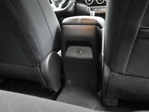 Used 2023 Nissan Sentra SV image 23