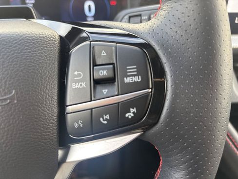 Used 2025 Ford Explorer ST-Line w/ ST-Line Street Pack AWD/4WD image 15