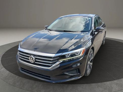 Used 2021 Volkswagen Passat 2.0T SE w/ Luggage Net & Mats Package image 1