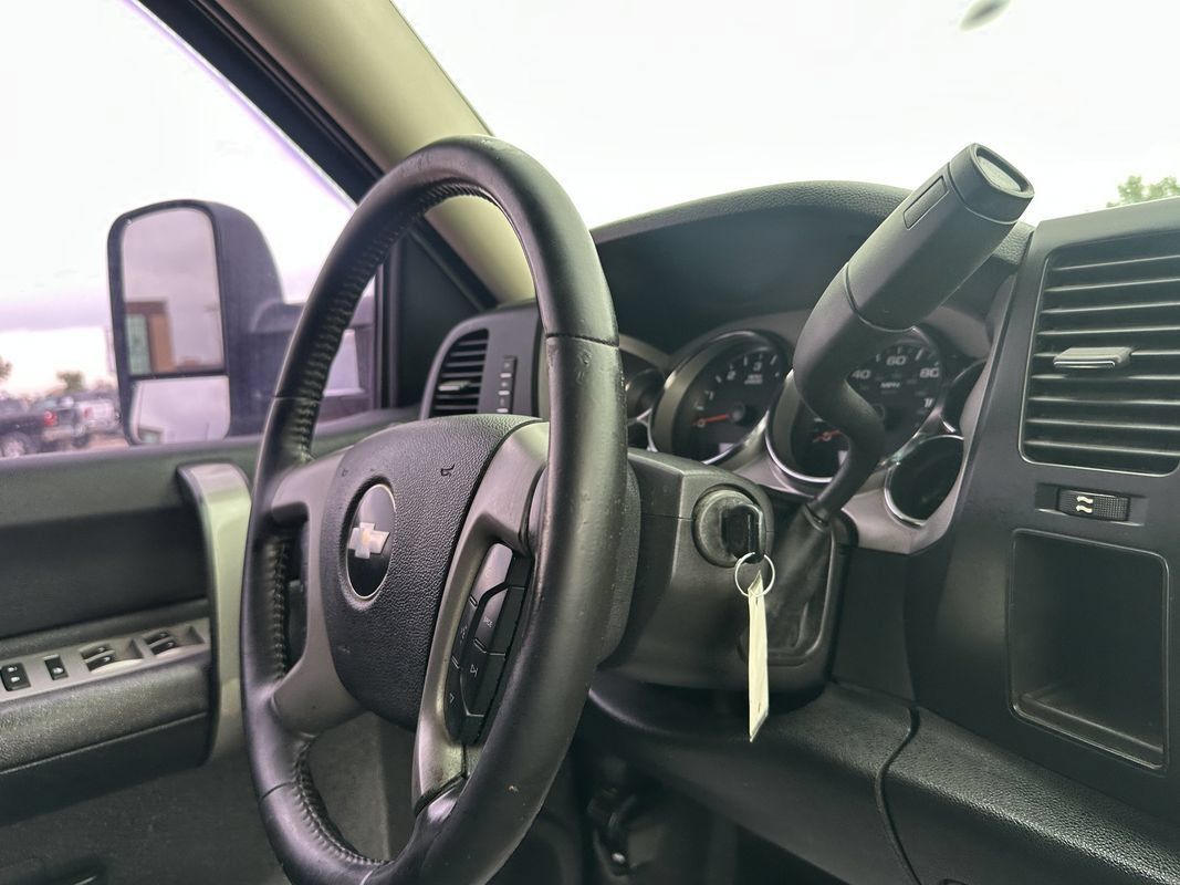 Used 2007 Chevrolet Silverado 1500 LT w/ 1LT Convenience Package RWD image 18