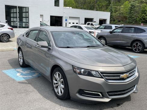 Used 2019 Chevrolet Impala LT w/ LT Convenience Package FWD image 7