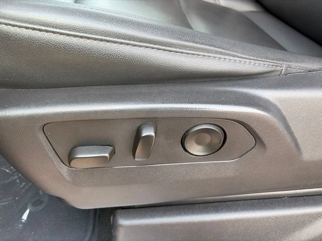 Used 2024 GMC Sierra 1500 SLT AWD/4WD image 16